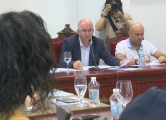 O alcalde de Noia renuncia á dedicación exclusiva