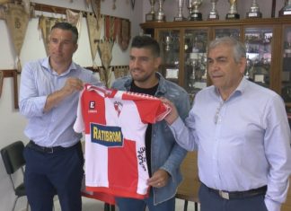 Adrián Gómez segunda fichaxe do Arosa S.C. para a tempada 2019/20 Adrián Gómez segunda fichaxe do Arosa S.C. para a tempada 2019/20