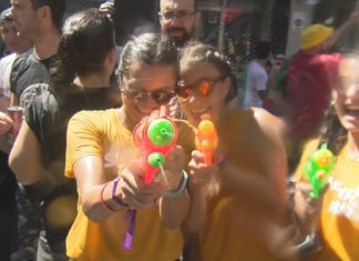 A Festa da Auga volve mollar milleiros de persoas en Vilagarcía A Festa da Auga volve mollar milleiros de persoas en Vilagarcía