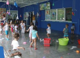 A escola infantil municipal Bonecos adianta a Festa da Auga A escola infantil municipal Bonecos adianta a Festa da Auga