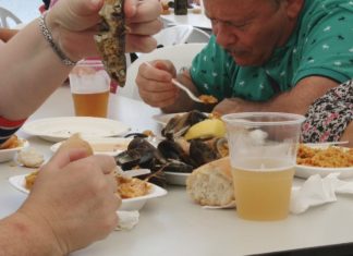 A Illa de Arousa réndese ao sabor dos produtos do mar