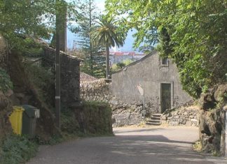 A perigosa curva da Golpelleira, en Vilagarcía, pasará á historia nos vindeiros meses