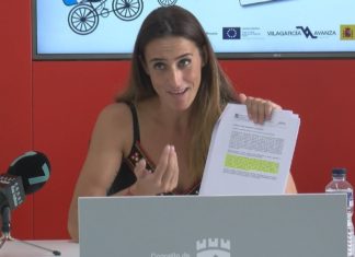 Ravella lamenta que a xunta dedique máis tempo a atacalos que a mellorar o Plan de Transporte A Consellería de Medio Ambiente cualifica a Sanxenxo como un exemplo de municipio turístico sostible