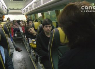 O IES de Vilalonga ensina aos seus escolares como actuar ante unha evacuación dun autobús O IES de Vilalonga ensina aos seus escolares como actuar ante unha evacuación dun autobús