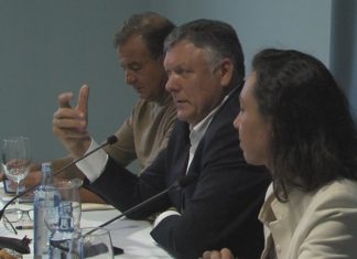O PP celebra un almorzo informativo en Sanxenxo para coñecer as inquedanzas dos colectivos da vila O PP celebrou un almorzo informativo en Sanxenxo para coñecer as inquedanzas dos colectivos da vila