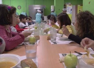 FANPA levará a cabo a súa propia investigación pola intoxicación de 41 nenos en comedores escolares Fanpa levará a cabo a súa propia investigación pola intoxicación de 41 nenos en comedores escolares