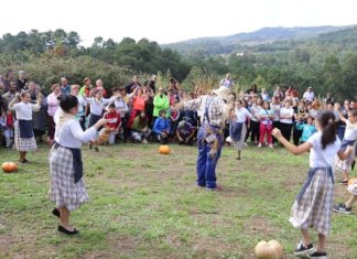 Éxito de participación na quinta edición da ruta teatralizada ‘Camiño do Mercado’