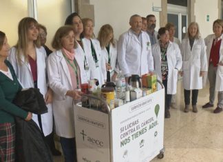 O carriño ‘Don Amable’ chega ao Provincial para facer máis cómoda a vida dos pacientes oncolóxicos O carriño 'Don Amable' chega ao Provincial para facer máis cómoda a vida dos pacientes oncolóxicos