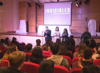 Invisibles en Caldas para concienciar na loita contra a violencia de xénero Invisibles en Caldas para concienciar la loita contra a violencia de xénero