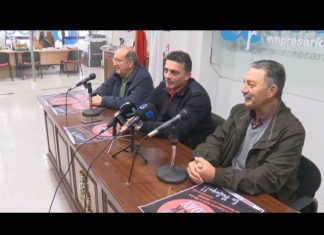 Trinta comercios de Ribeira participarán na campaña do Black Friday