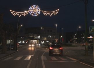 Catoira retrasa o acendido das luces do Nadal para visibilizar o problema do cambio climático