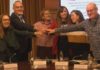 A Deputación e a Universidade asinan un convenio para impulsar as becas Erasmus+