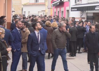 A veciñanza da Illa vístese coas súas mellores galas para festexar o Patrón A veciñanza da Illa vístese coas súas mellores galas para festexar o Patrón
