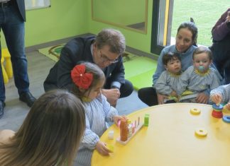 Feijóo ratifica o seu compromiso co impulso demográfico na inauguración da gardería da Tomada