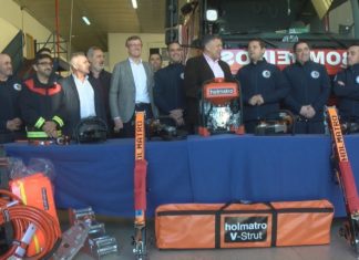 A xunta e o concello de Sanxenxo melloran o equipo de excarceración do servizo de bombeiros A xunta e o concello de Sanxenxo melloran o equipo de excarceración do servizo de bombeiros