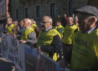 Os pensionistas de Noia seguen na rúa tras dous anos de mobilizacións