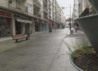 Os comercios de Boiro súmanse á campaña ‘A morrriña non ten brazos’