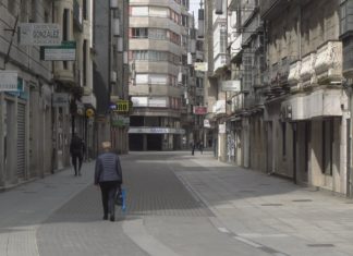 Os menores de 14 anos poderán acompañar aos adultos á compra pero non saír de paseo