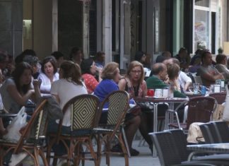 Garantir a seguridade será a prioridade para os hostaleiros vilagarciáns na súa reapertura