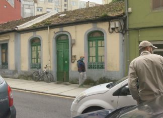Os veciños dos Duráns, fartos das pelexas e ‘trapicheos’ en dúas casas ‘okupa’