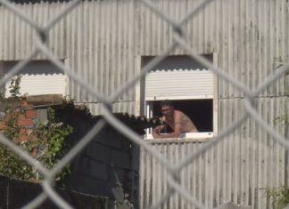 Liberdade provisional e sen fianza para o home que se atrincheirou durante 36 horas na súa casa de Vilagarcía