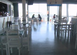 A Terraza do Mercado reabriu as súas portas co paso á Fase 2