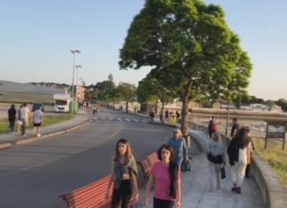 As rúas recuperan pouco a pouco a vida nesta fase da desescalada
