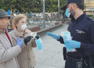A Subdelagación do Goberno continúa co reparto de material de protección en toda a provincia