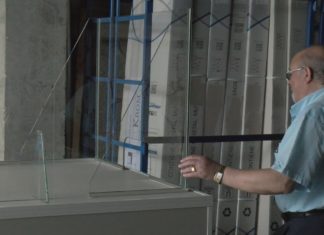 Mamparas protectoras con selo rianxeiro