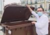 O Concello de Pontevedra reparte 65 composteiros para uso doméstico