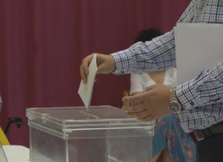 Os candidatos dos principais partidos poñen fin a unha campaña electoral atípica