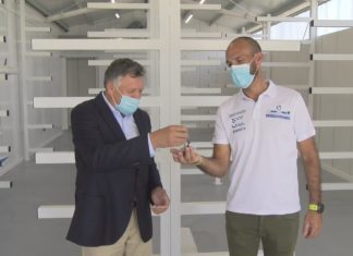 O club de piragüismo de Portonovo inaugura a súa nova sede na praia de Baltar O club de piragüismo de Portonovo inaugura a súa nova sede na praia de Baltar
