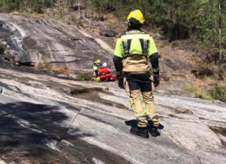 Tarde ‘movida’ nas piscinas naturais do río Pedras