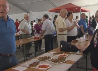 O Grove renuncia buscar un formato alternativo para a Festa do Marisco