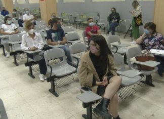 O IES Castro Alobre non se resigna ás clases semipresenciais