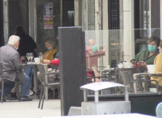 A hostalería do Salnés fai un balance positivo da afluencia de clientes na ponte do Pilar A hostalería do Salnés fai un balance positivo da afluencia de clientes na ponte do Pilar