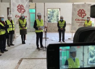 Feijóo confía en poder abrir o peche perimetral e a hostalería nalgunhas zonas de Galicia
