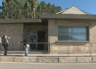 Meaño resístese a quedar sen pediatra