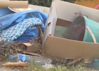 Porto do Son chama á concienciación cidadá para acabar co vertido de residuos