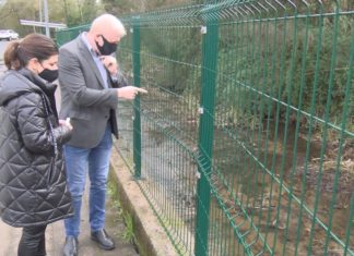 O concello da Pobra executa labores de limpeza e conservación no río Morto