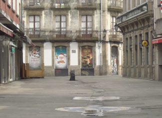 Os hostaleiros de Vilagarcía desaproban as medidas da Xunta e mobilizaranse “para poder traballar” Os hostaleiros de Vilagarcía desaproban as medidas da Xunta e mobilizaranse "para poder traballar"