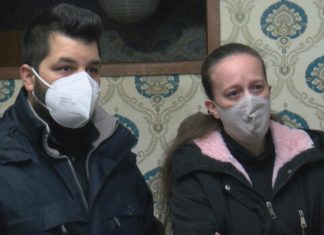 Unha avalancha de solidariedade evita que a familia desafiuzada de Portonovo acabe na rúa Unha avalancha de solidariedade evita que a familia desafiuzada de Portonovo acabe na rúa