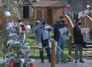 A Aldea de Nadal, o gran proxecto do alumnado do obradoiro de emprego de Cambados