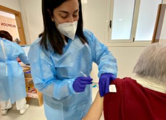 Fexdega e o Recinto Feiral pontevedrés acollerán a vacinación de 2.200 persoas este sábado