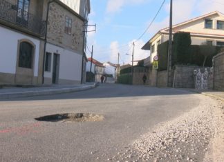 En marcha a remodelación integral da rúa Calzada de Noia