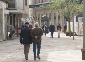 O pequeno comercio rexurde en Vilagarcía coa fin dos peches perimetrais