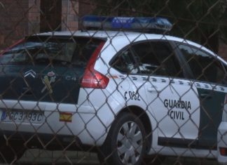 Detido o autor de alomenos once roubos en vehículos en Boiro