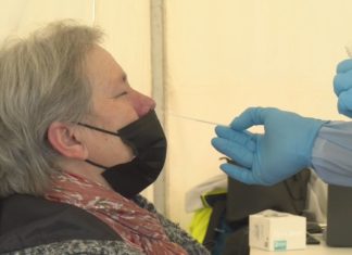 Durán confía en que a pandemia está enfrontando a súa fase final e non dá o verán por perdido