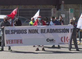 Os traballadores de Vertifil ameazan con ir á folga se non readmiten aos compañeiros despedidos