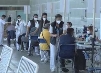 Máis de 28.000 persoas poderán vacinarse en Pontevedra, O Salnés e O Barbanza ata o domingo